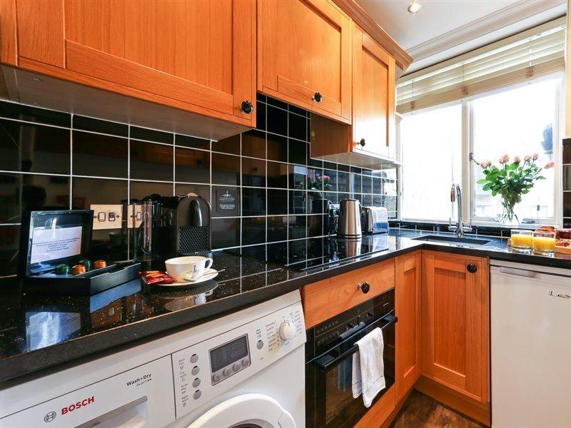 10 Curzon Street By Mansley Apartman London Kültér fotó